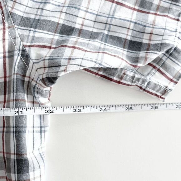 Quiksilver Mens Short Sleeve Button-Down Shirt Plaid Gray White Size Medium - Picture 5 of 6